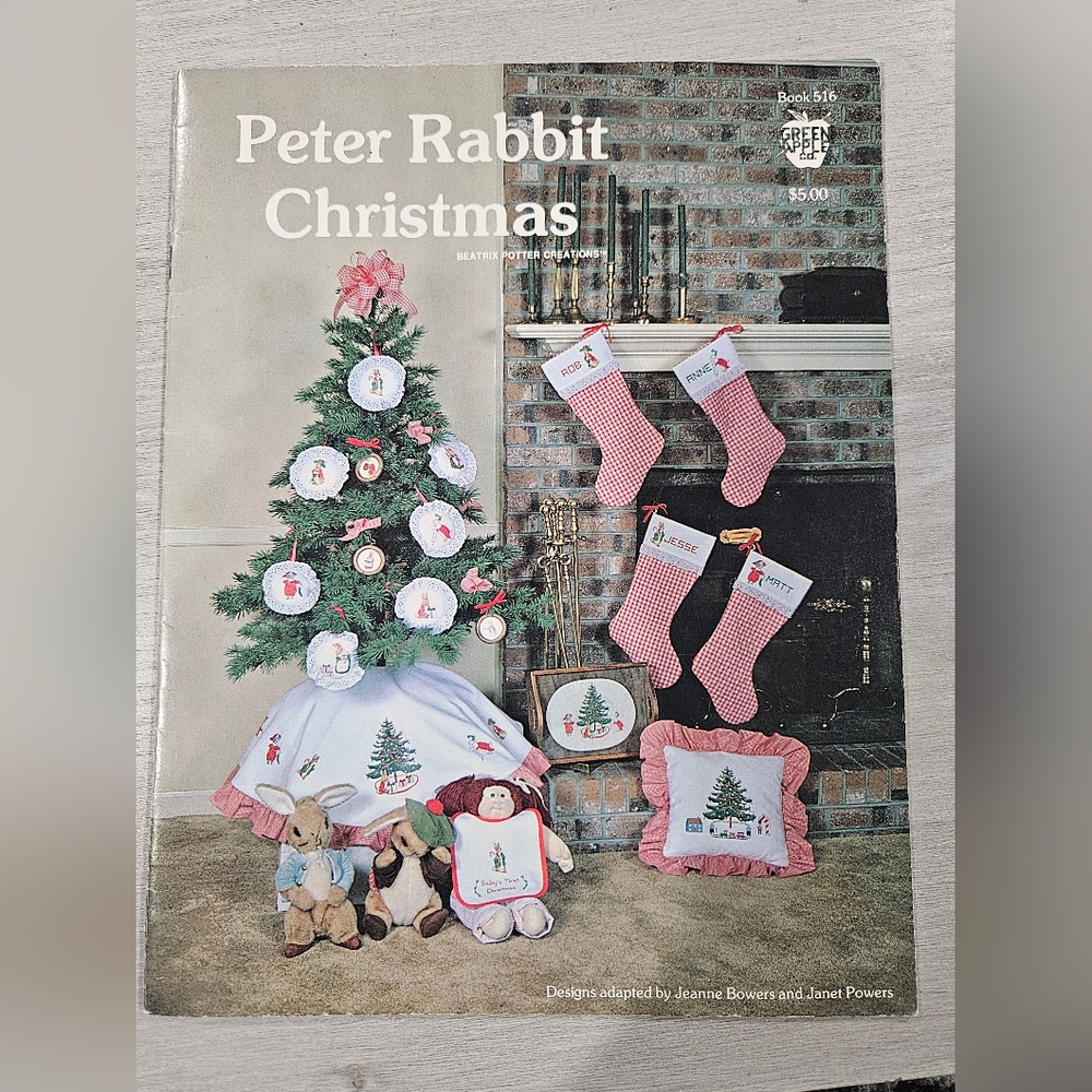 Peter Rabbit Christmas Beatrix Potter Counted Cross Stitch Charted Designs 1981